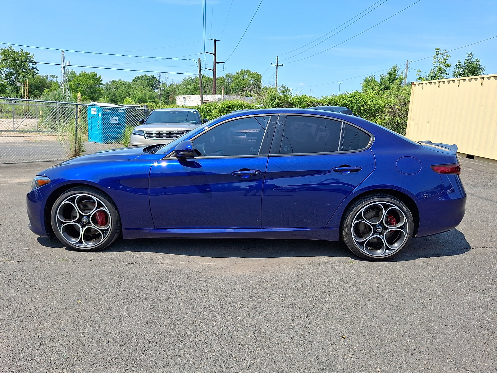 Used 2022 Alfa Romeo Giulia Ti AWD/4WD image 3