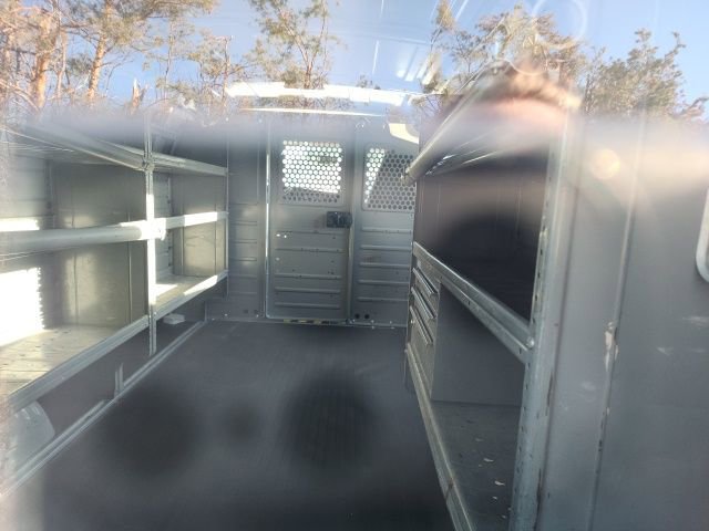 Used 2016 Chevrolet Express 2500 image 12