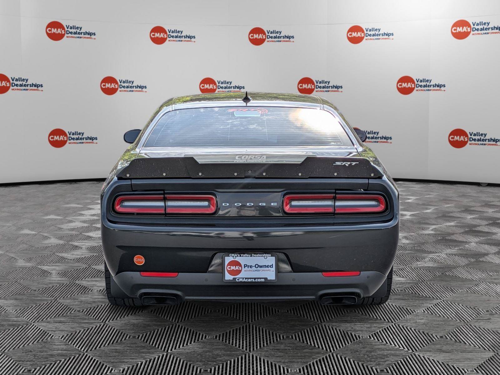 Used 2015 Dodge Challenger SRT Hellcat RWD image 6