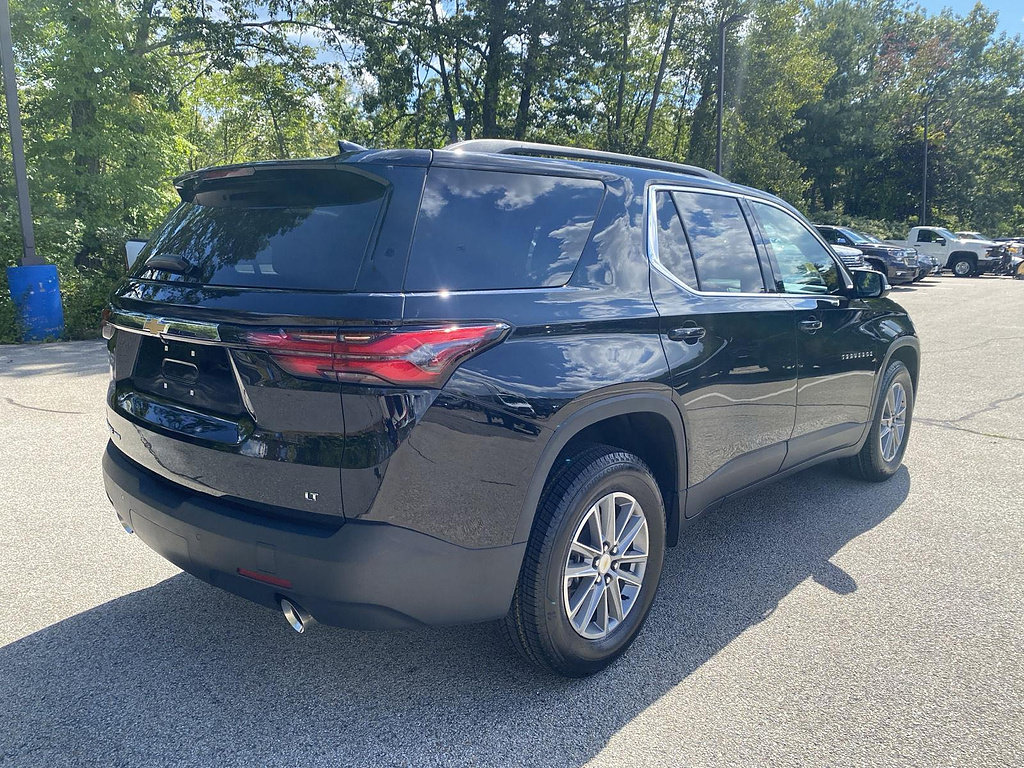 Used 2023 Chevrolet Traverse LT w/ LPO, Floor Liner Package AWD/4WD image 8