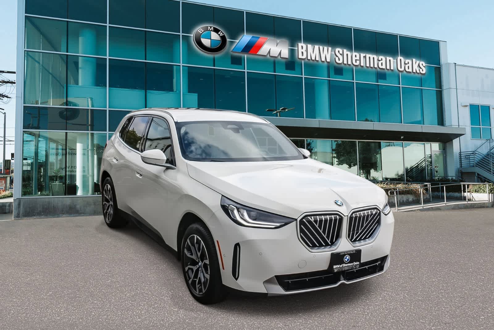 Used 2026 BMW X3 xDrive30 w/ Convenience Package AWD/4WD image 3
