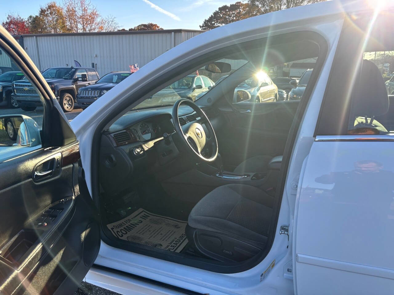 Used 2011 Chevrolet Impala LT image 11