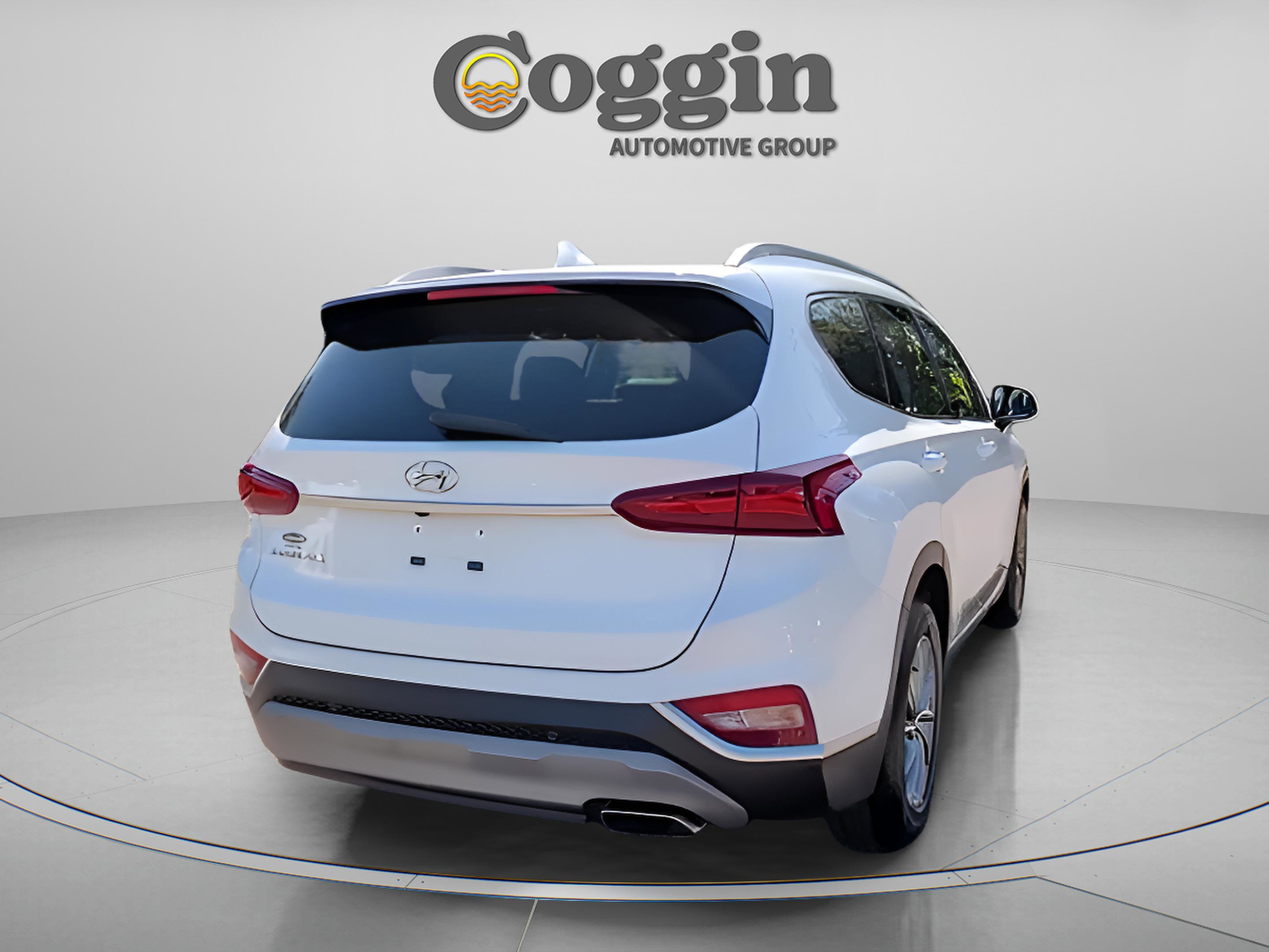 Used 2019 Hyundai Santa Fe FWD image 11