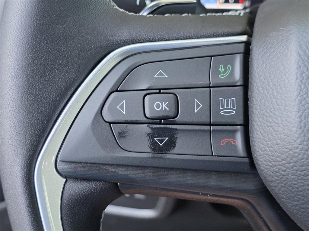 New 2025 Jeep Grand Cherokee L Altitude image 26