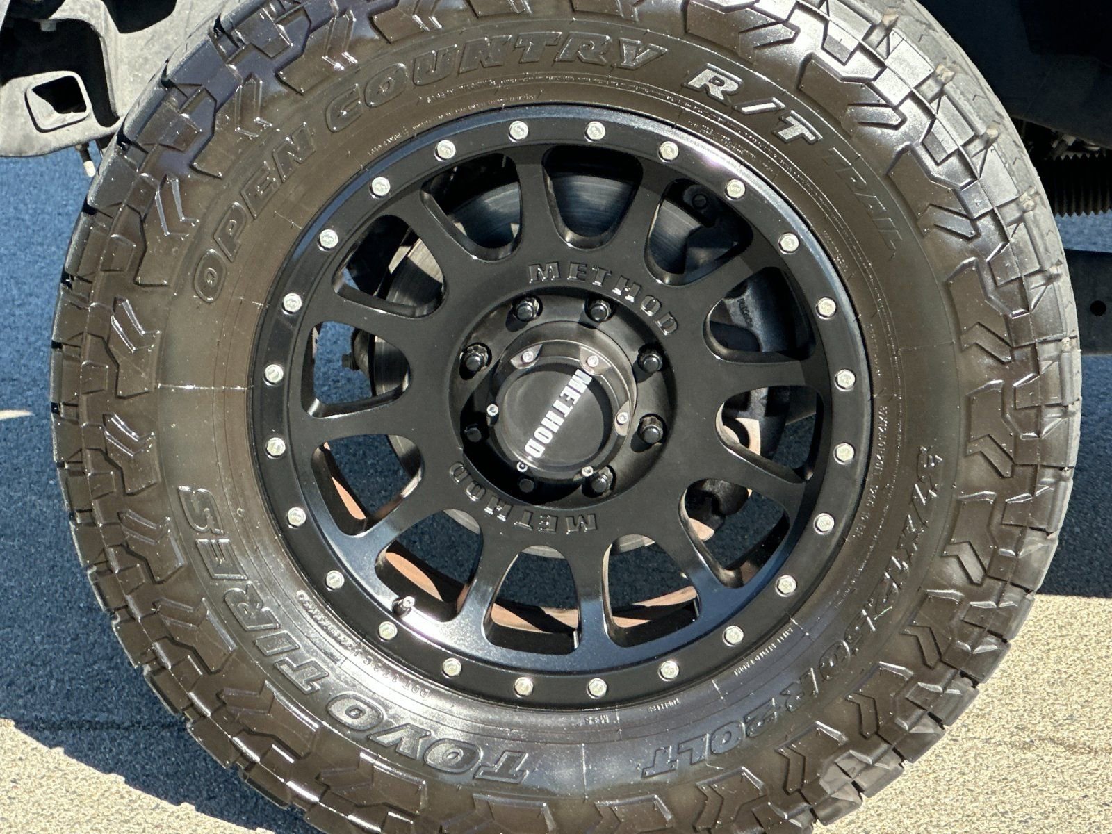 Used 2023 Ford F250 Lariat w/ Lariat Ultimate Package image 35