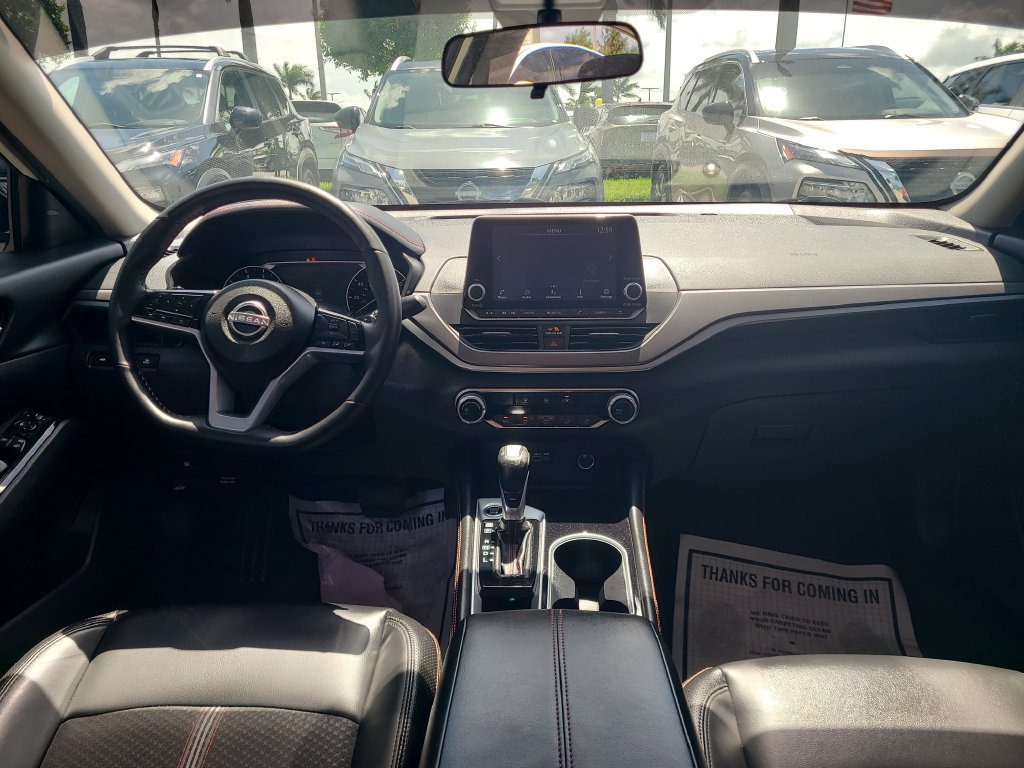 Used 2025 Nissan Altima 2.5 SR FWD image 16
