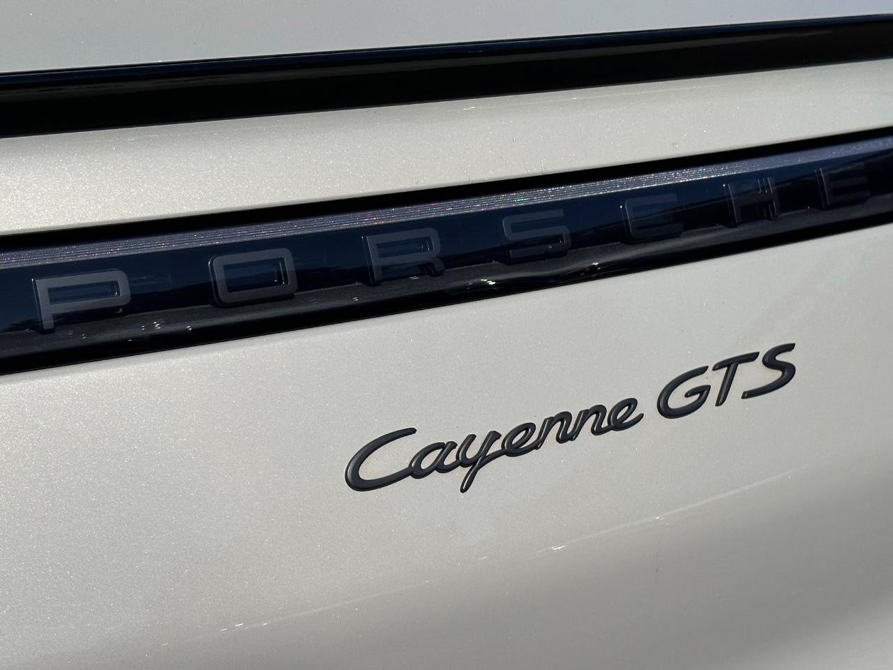 Used 2021 Porsche Cayenne GTS AWD/4WD image 35