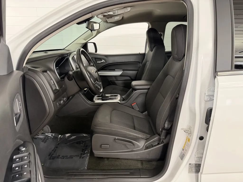 Used 2015 Chevrolet Colorado LT w/ LT Convenience Package AWD/4WD image 11