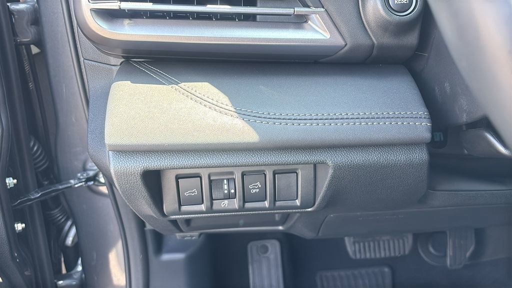 Used 2024 Subaru Outback Touring AWD/4WD image 15