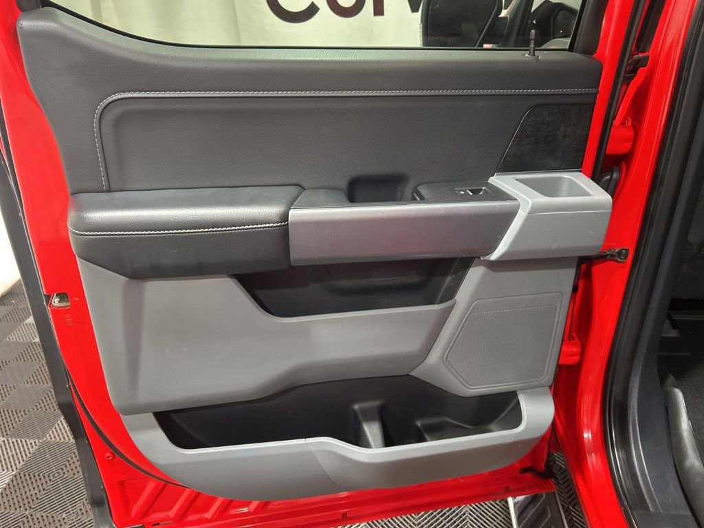 Used 2022 Ford F150 XLT w/ Equipment Group 302A High image 17