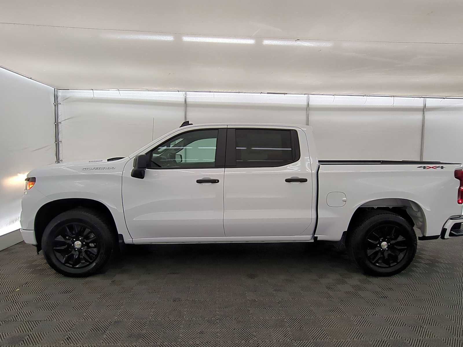 New 2025 Chevrolet Silverado 1500 Custom image 6