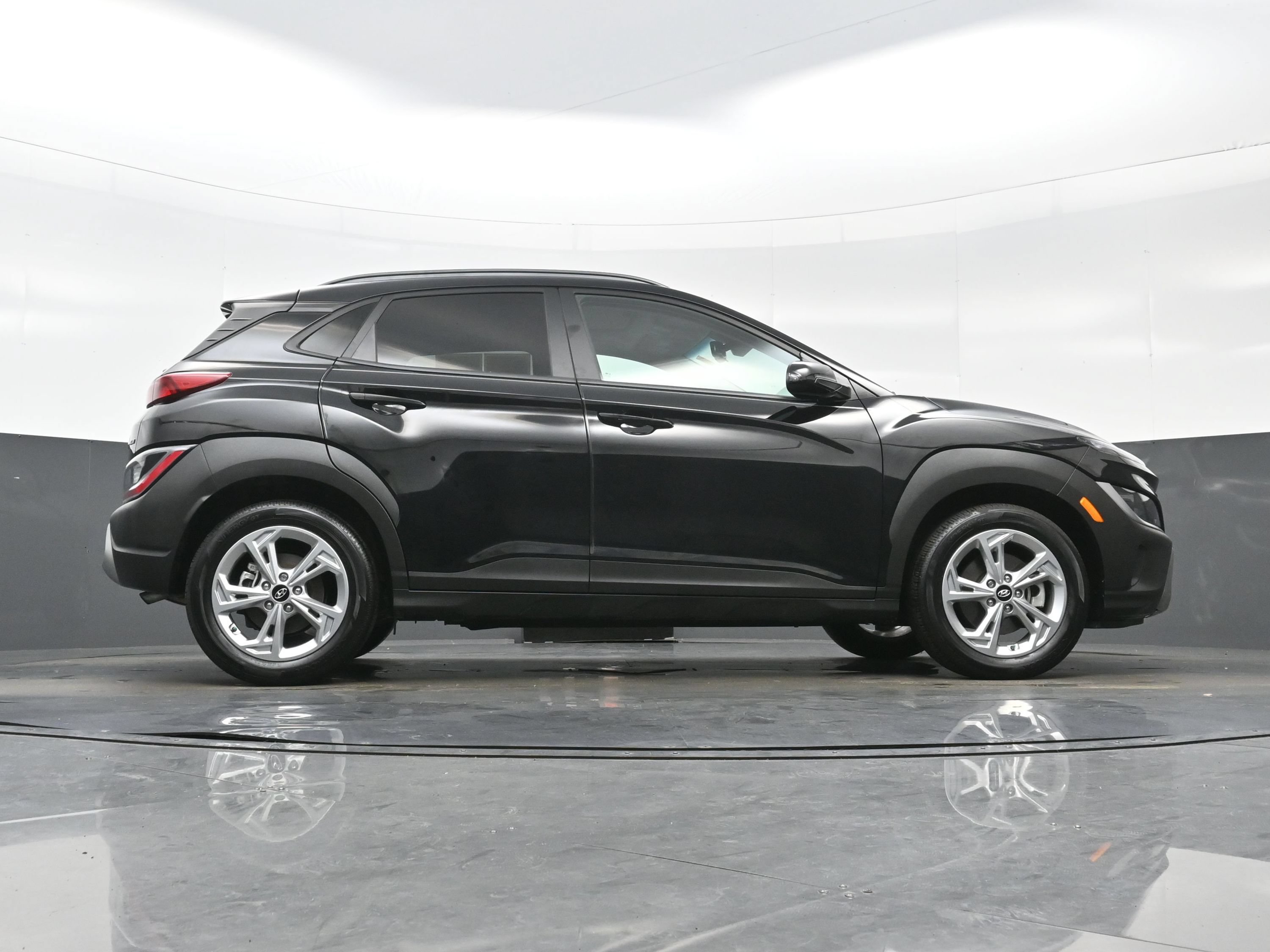 Used 2023 Hyundai Kona SEL w/ Convenience Package AWD/4WD image 31