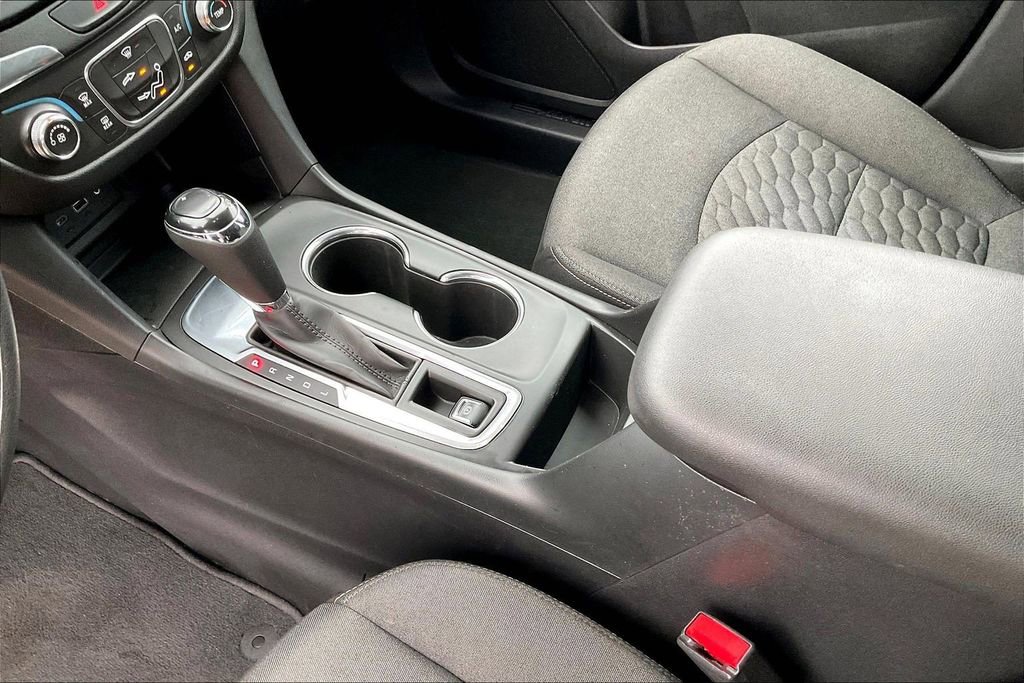 Used 2019 Chevrolet Equinox LT image 17