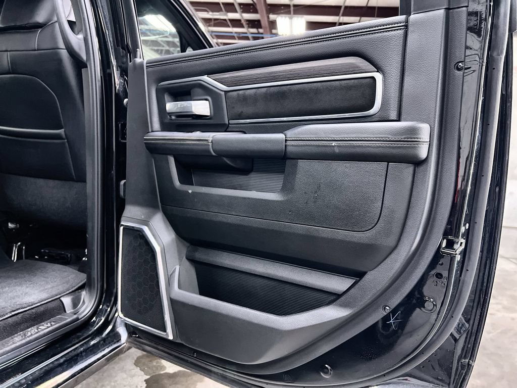 Used 2026 RAM 2500 Laramie AWD/4WD image 25