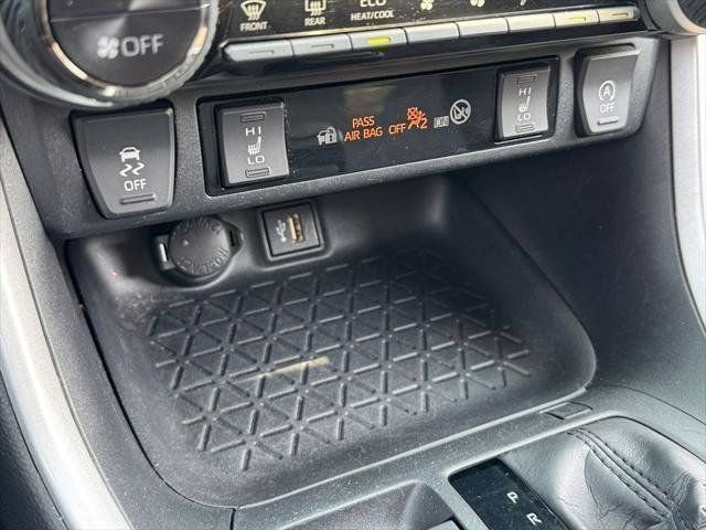 Certified 2024 Toyota RAV4 XLE w/ Convenience Package AWD/4WD image 86
