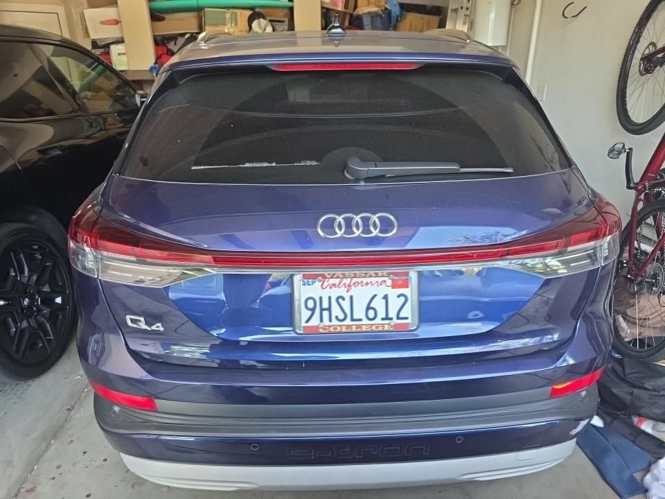 Used 2023 Audi Q4 e-tron Premium Plus w/ Premium Plus RWD video 2