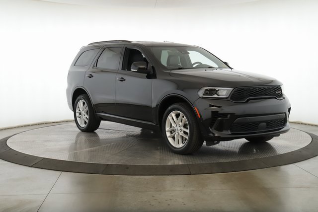 Used 2025 Dodge Durango GT image 2