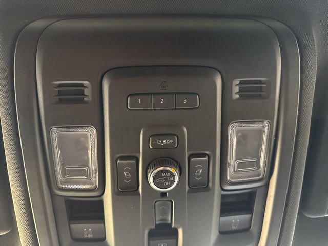 Certified 2024 Chevrolet Tahoe High Country w/ Advanced Technology Package image 35