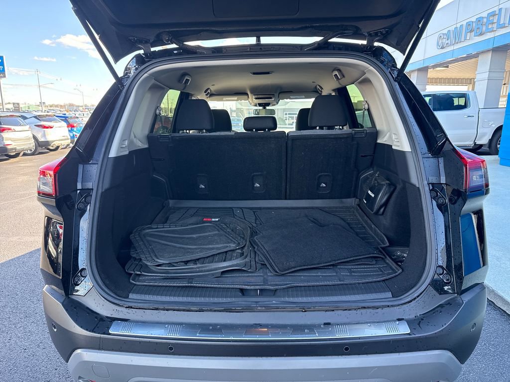 Used 2023 Nissan Rogue SV image 27