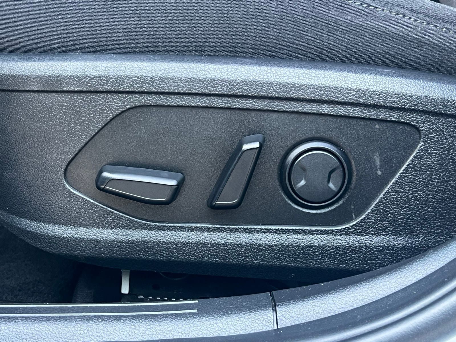 Used 2025 Hyundai Sonata SEL FWD image 24