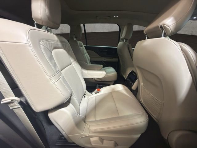 Certified 2024 Lincoln Aviator Reserve w/ Jet Package AWD/4WD image 21