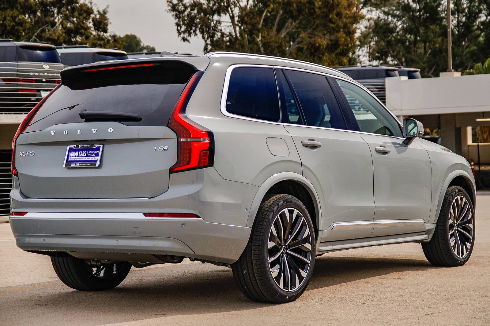 New 2026 Volvo XC90 T8 Ultra w/ Protection Package Premier AWD/4WD image 6