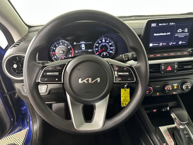 Used 2023 Kia Forte LXS w/ LXS Technology Package image 14