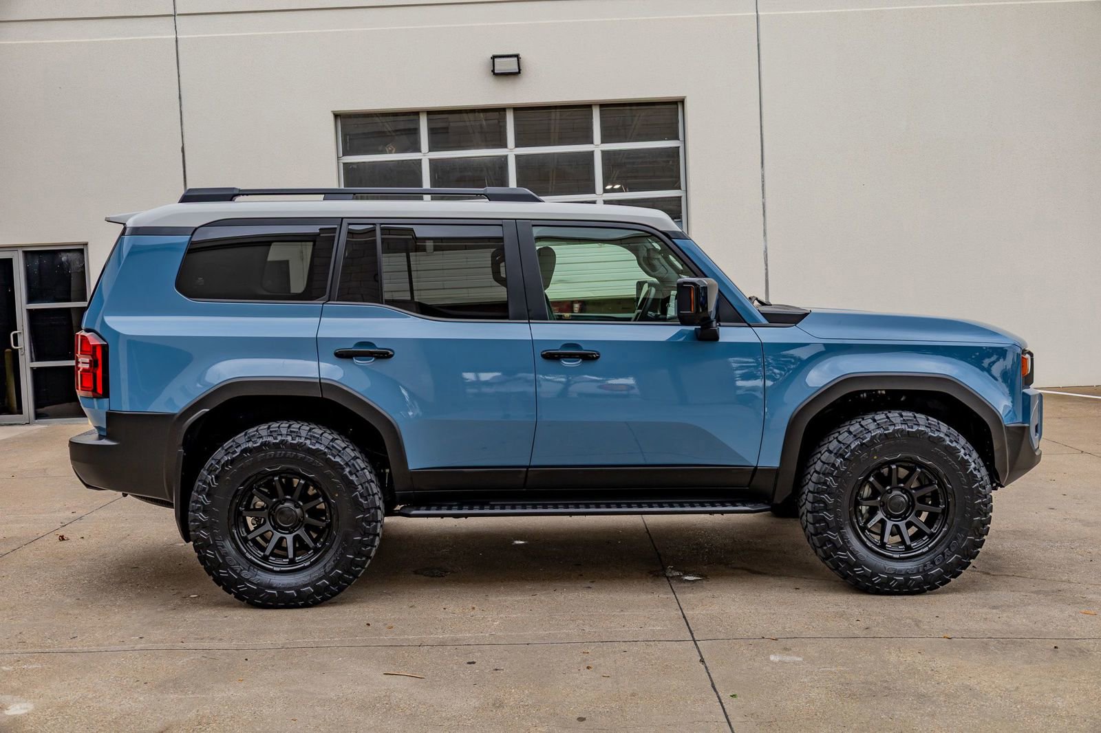 Used 2025 Toyota Land Cruiser w/ Premium Package image 11