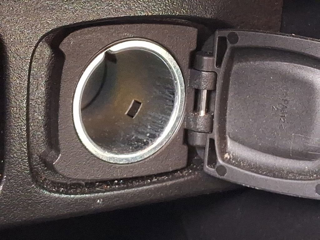 Used 2021 Buick Encore Preferred w/ Safety Package image 26