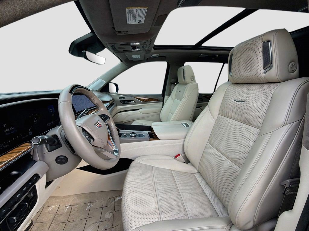Certified 2023 Cadillac Escalade Sport Platinum w/ LPO, Floor Liner Package AWD/4WD image 23