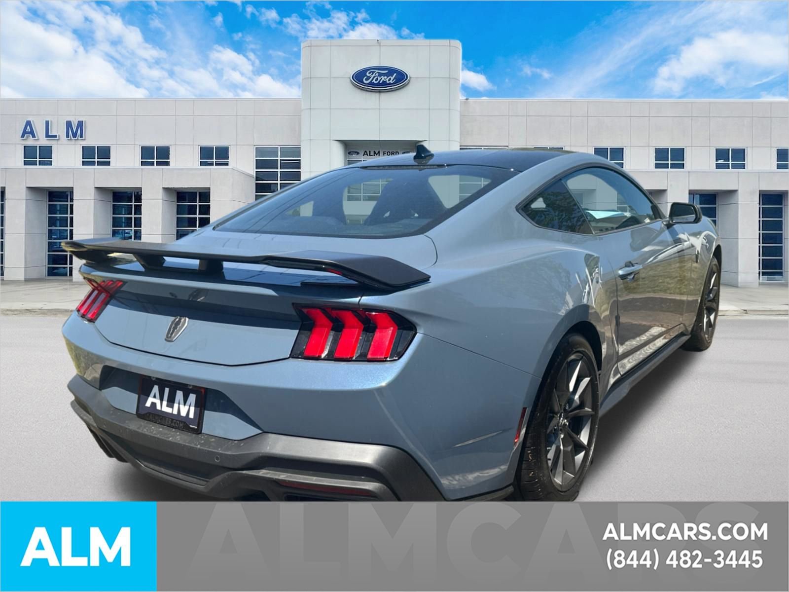 Used 2025 Ford Mustang Dark Horse RWD image 9