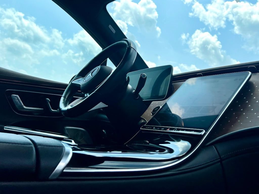 Certified 2023 Mercedes-Benz EQE 350+ 4MATIC SUV image 19