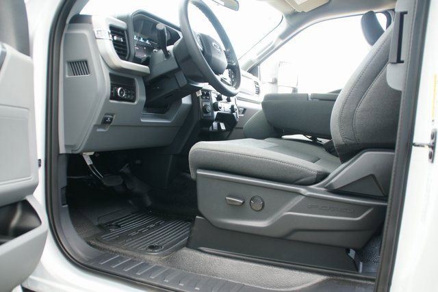 New 2026 Ford F350 XLT image 17