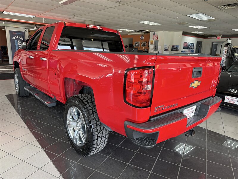 Used 2017 Chevrolet Silverado 1500 Custom w/ Custom Convenience Package RWD image 8