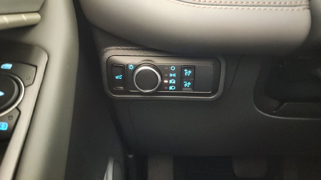 New 2026 Ford Explorer Active AWD/4WD image 25