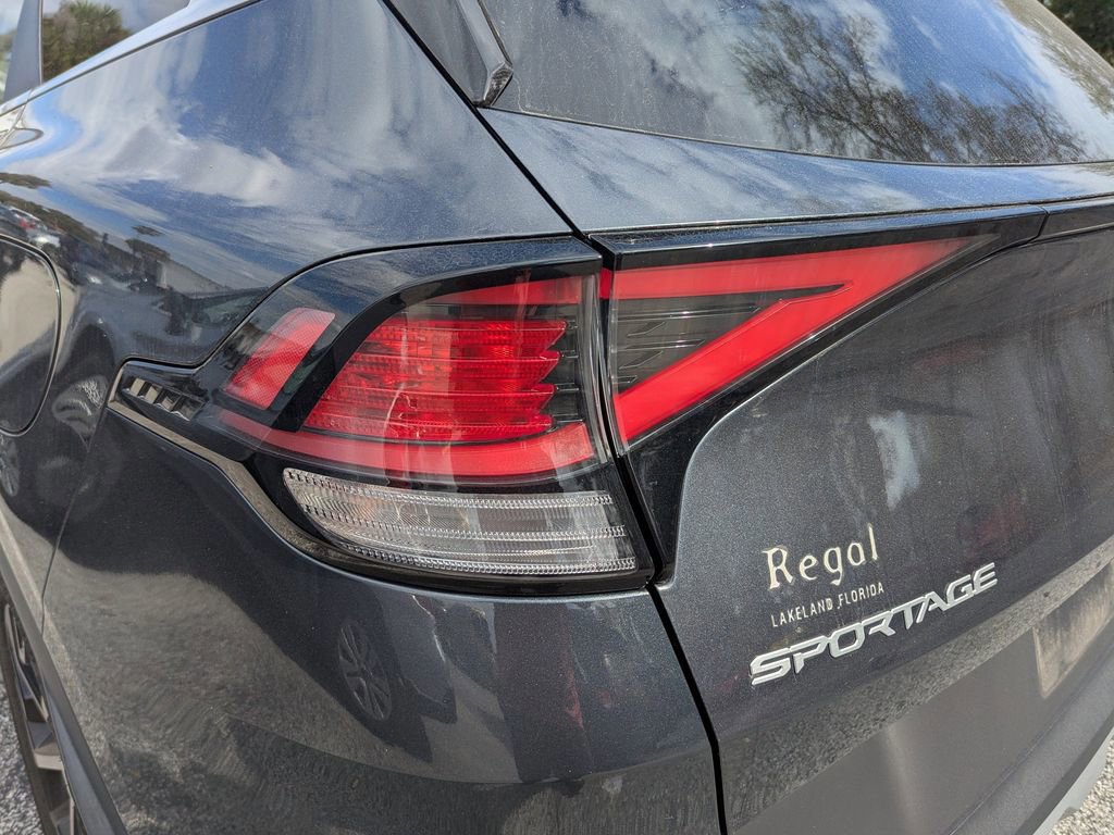Certified 2023 Kia Sportage EX image 5