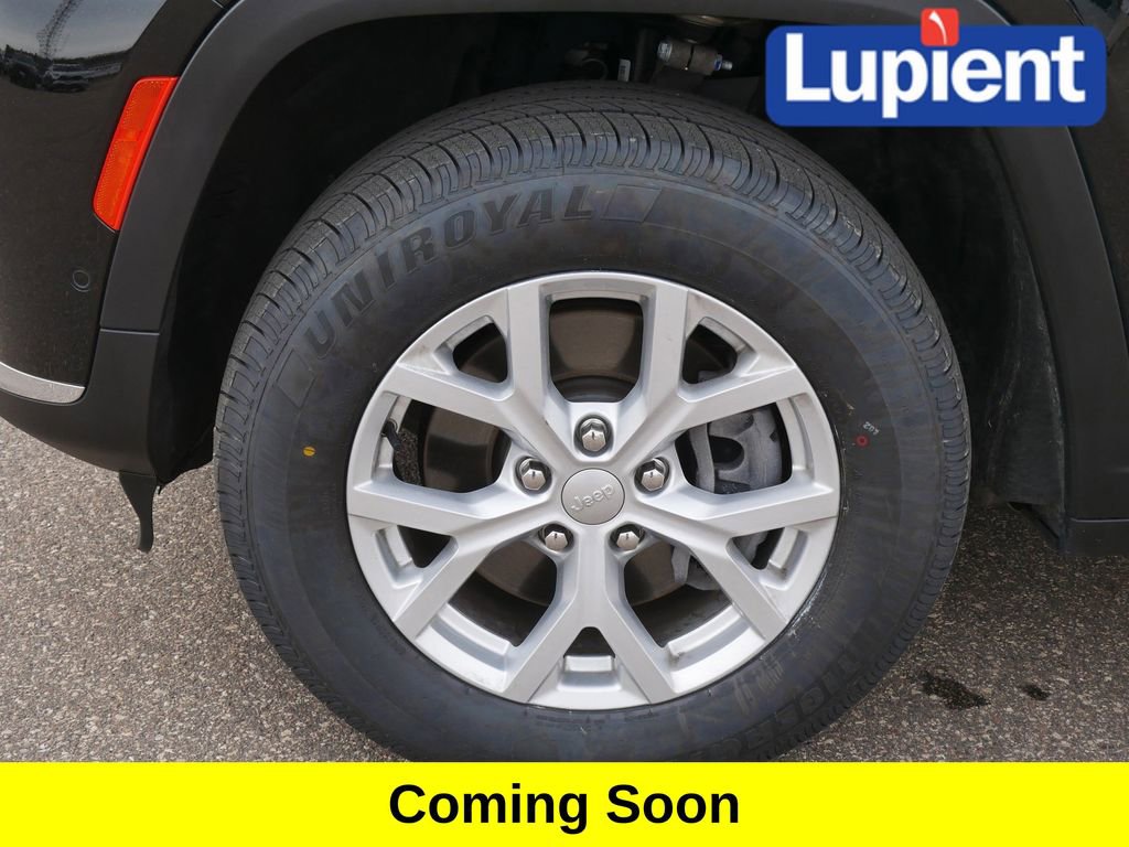 Used 2023 Jeep Grand Cherokee L Limited w/ Luxury Tech Group II image 7