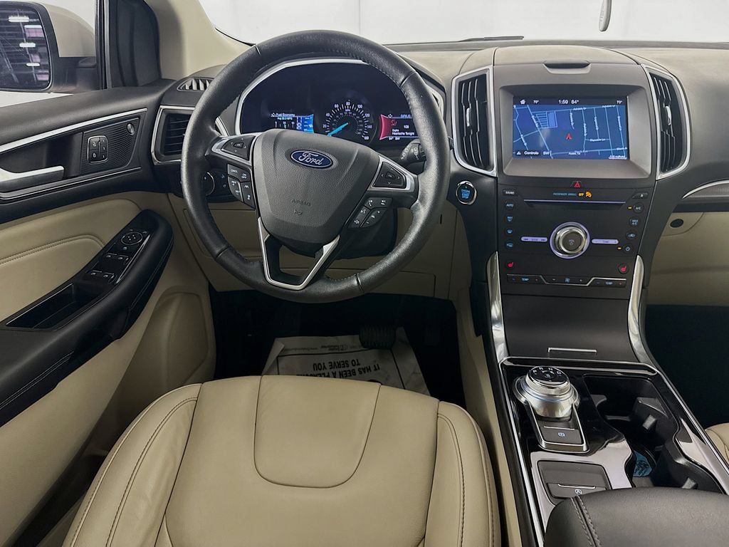 Used 2019 Ford Edge Titanium FWD image 27