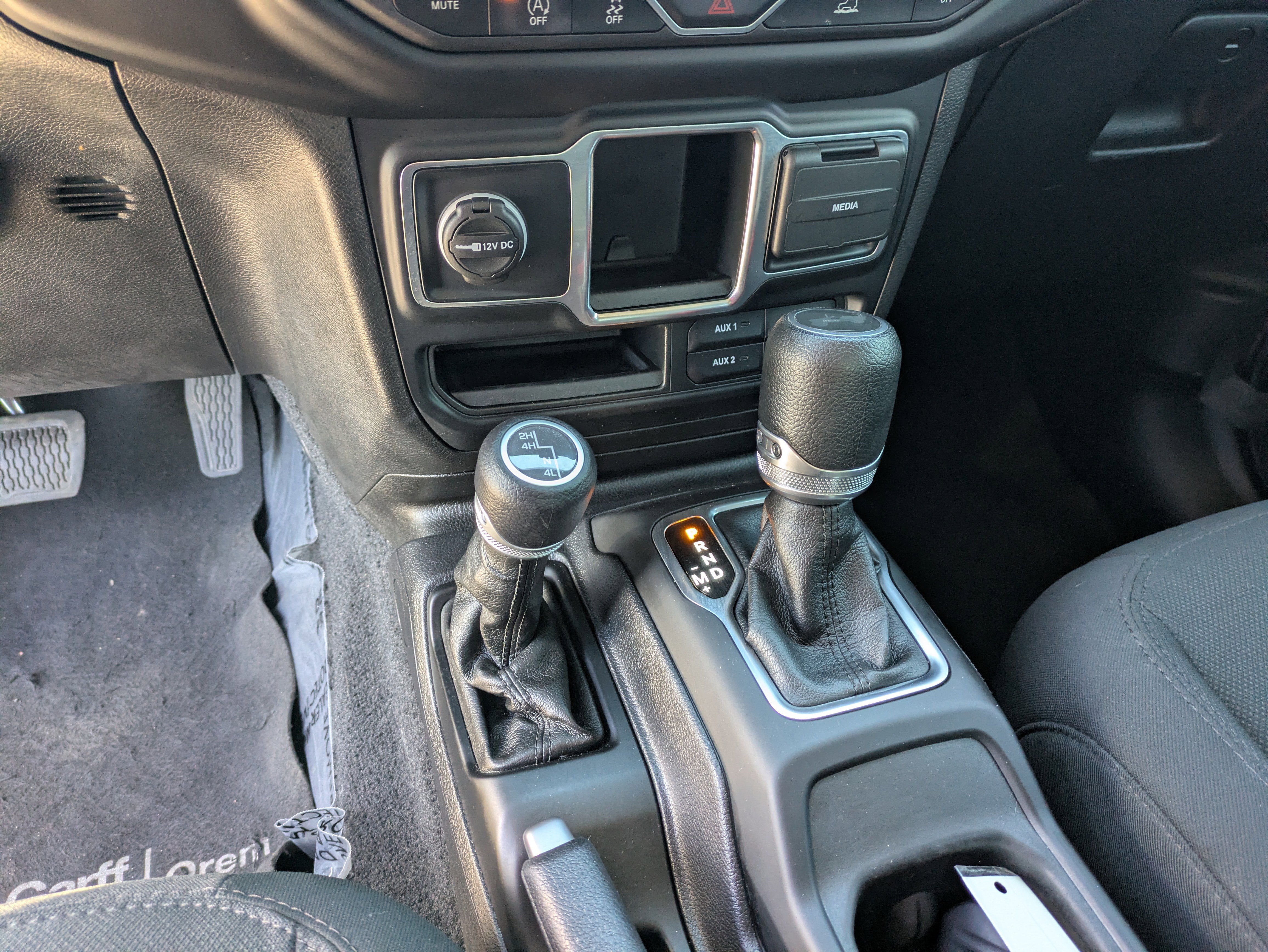 Used 2023 Jeep Wrangler Sport image 20