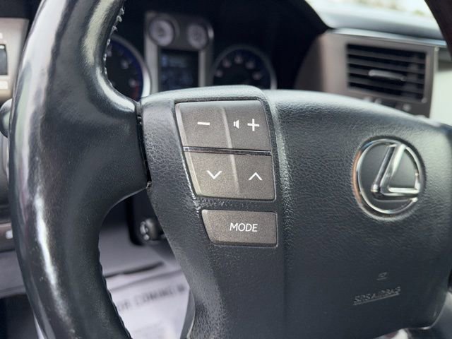 Used 2011 Lexus LX 570 570 w/ Luxury Pkg image 22