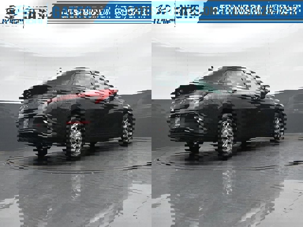 New 2026 Hyundai Elantra SE image 32