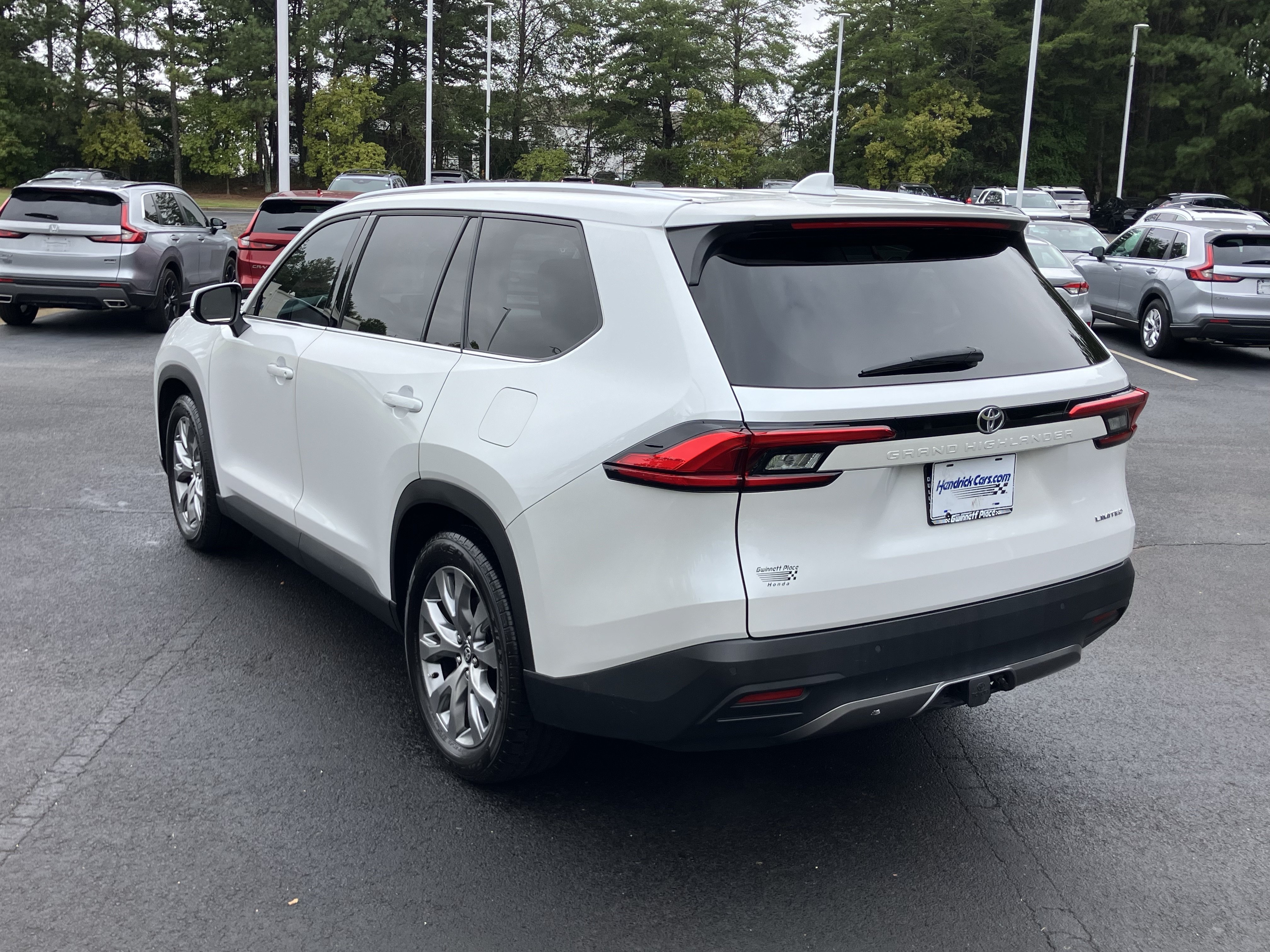 Used 2024 Toyota Grand Highlander FWD image 8