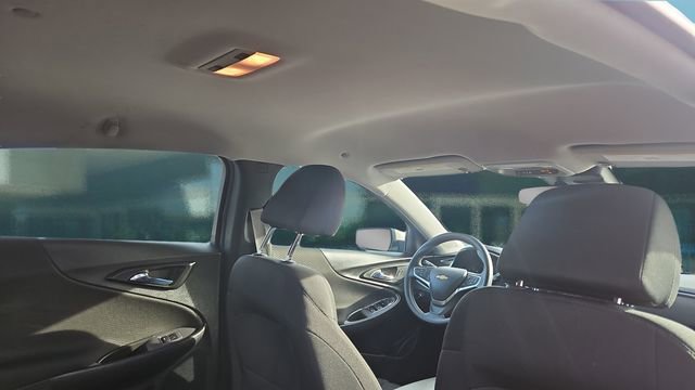 Used 2023 Chevrolet Malibu LT image 16