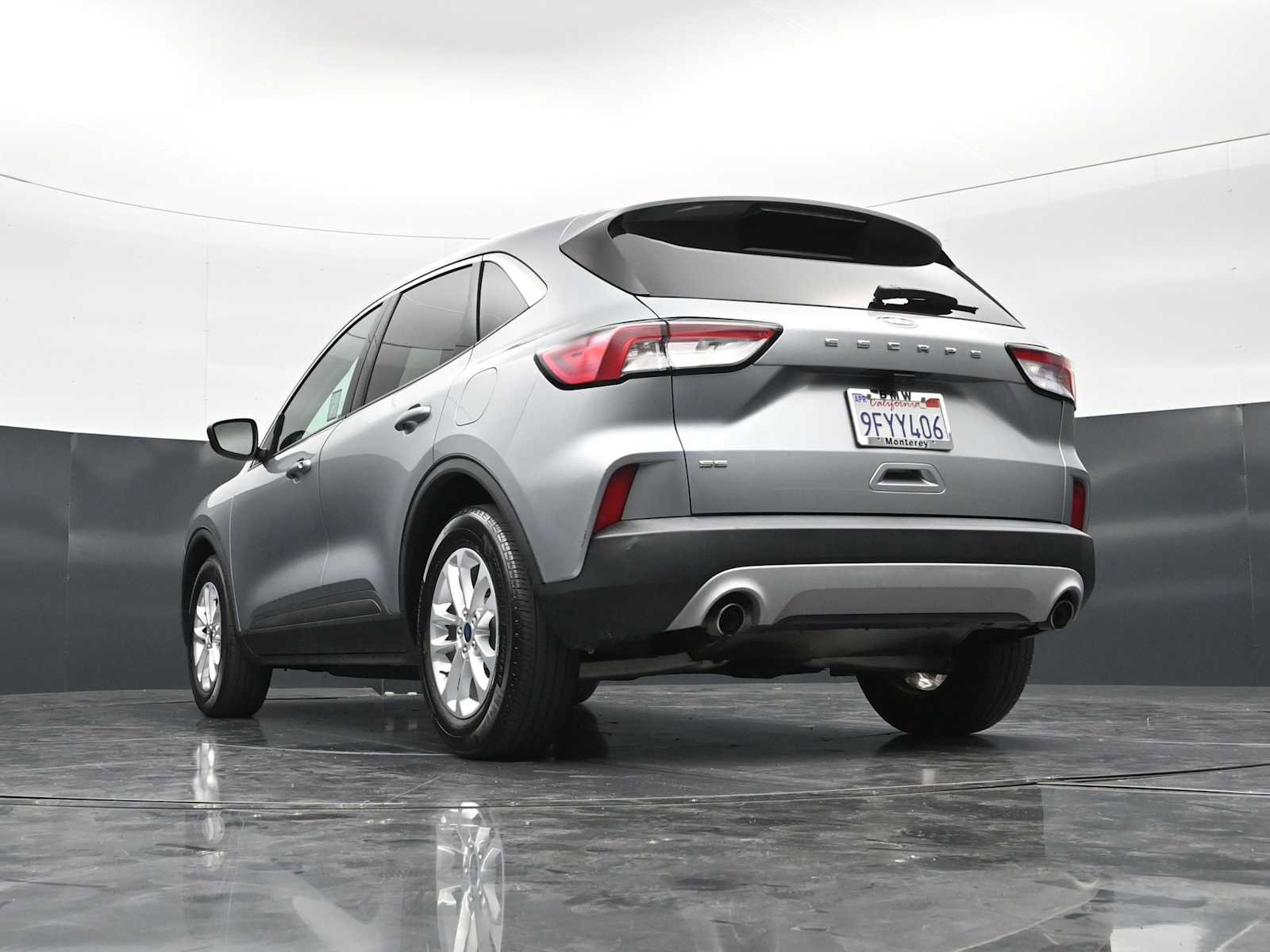 Used 2022 Ford Escape SE w/ Convenience Package FWD image 31