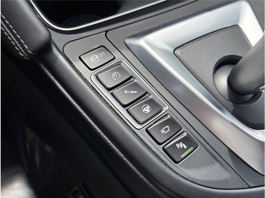 Used 2020 BMW M4 Convertible w/ Competition Package image 40