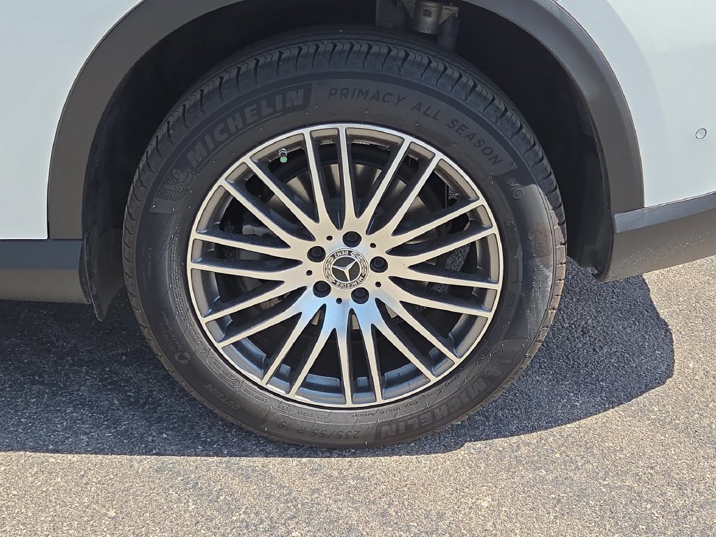 New 2026 Mercedes-Benz GLC 300 image 11
