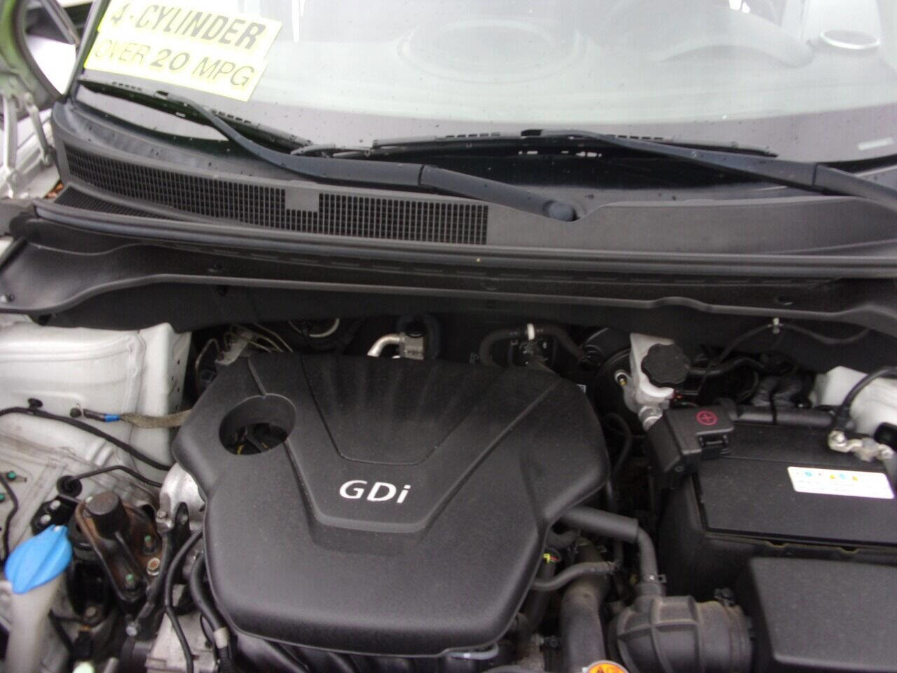 Used 2015 Kia Soul Base 4dr Crossover 6M image 12