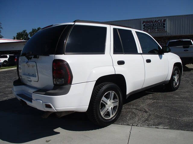 Used 2007 Chevrolet TrailBlazer LS w/ Skid Plate Package AWD/4WD image 29