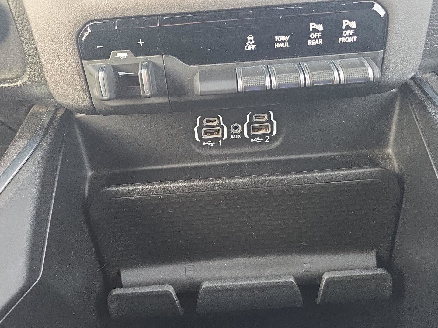 Used 2024 RAM 1500 Big Horn image 36