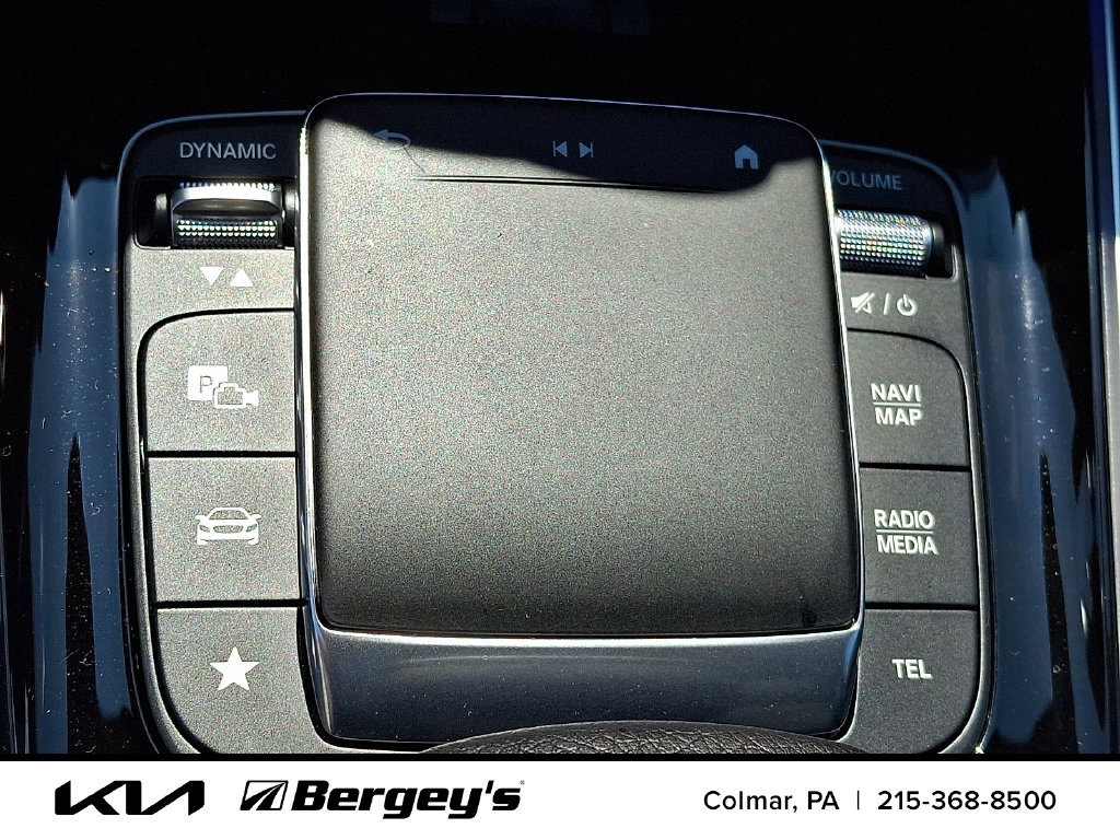Used 2023 Mercedes-Benz GLB 250 4MATIC image 27